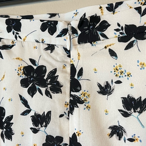 ML Monique Lhuillier NWT Floral Eyelet Skirt Size 16 Lined Romantic - Picture 10 of 13